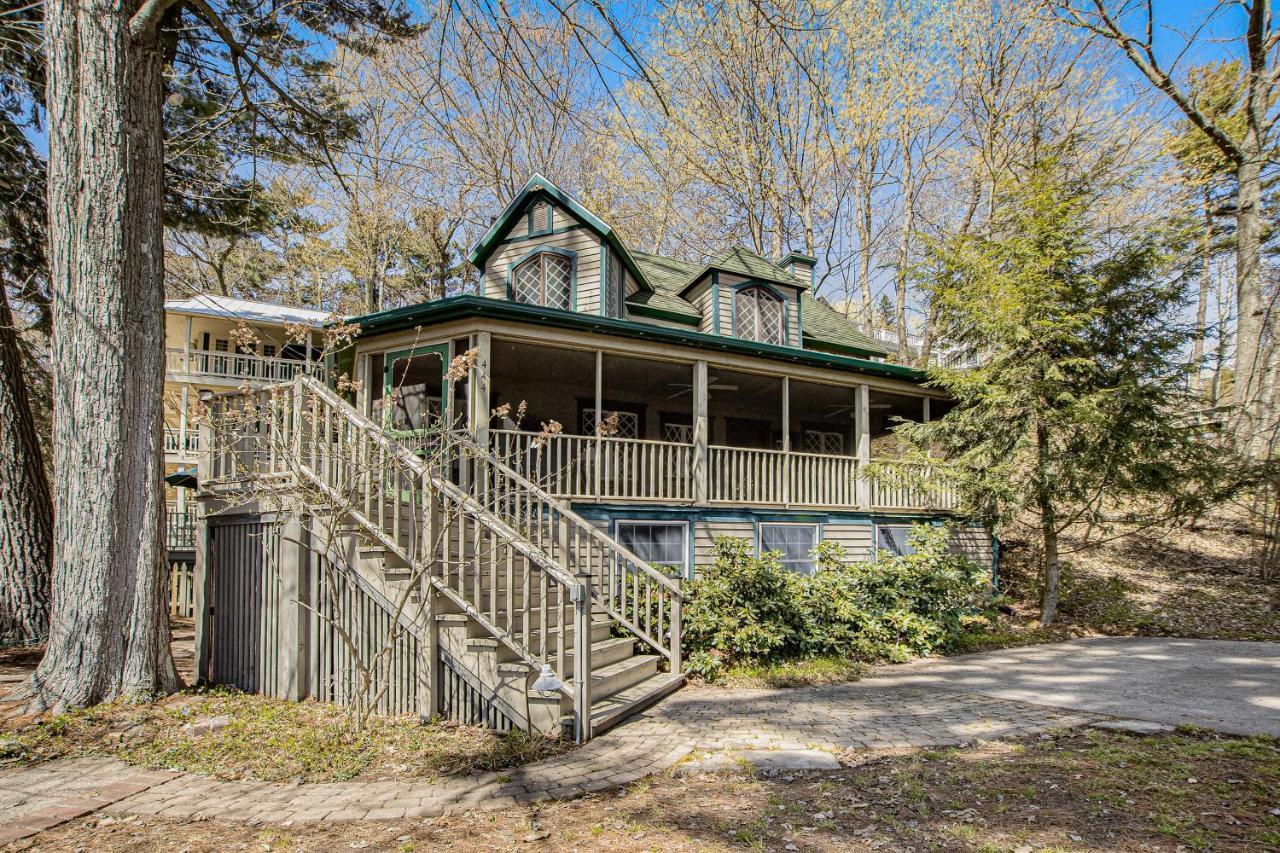 Anna'S Cottage Saugatuck Exterior photo