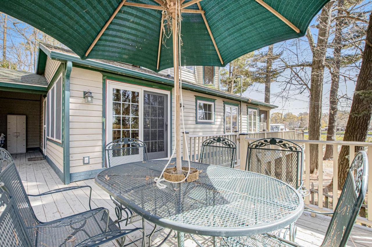 Anna'S Cottage Saugatuck Exterior photo